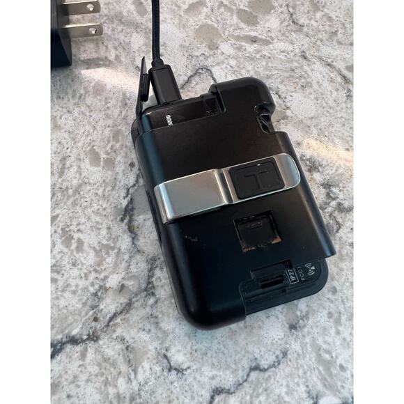 Tandem T:Slim X2 Pump w Charger Used Pre-Owned - Picture 4 of 6